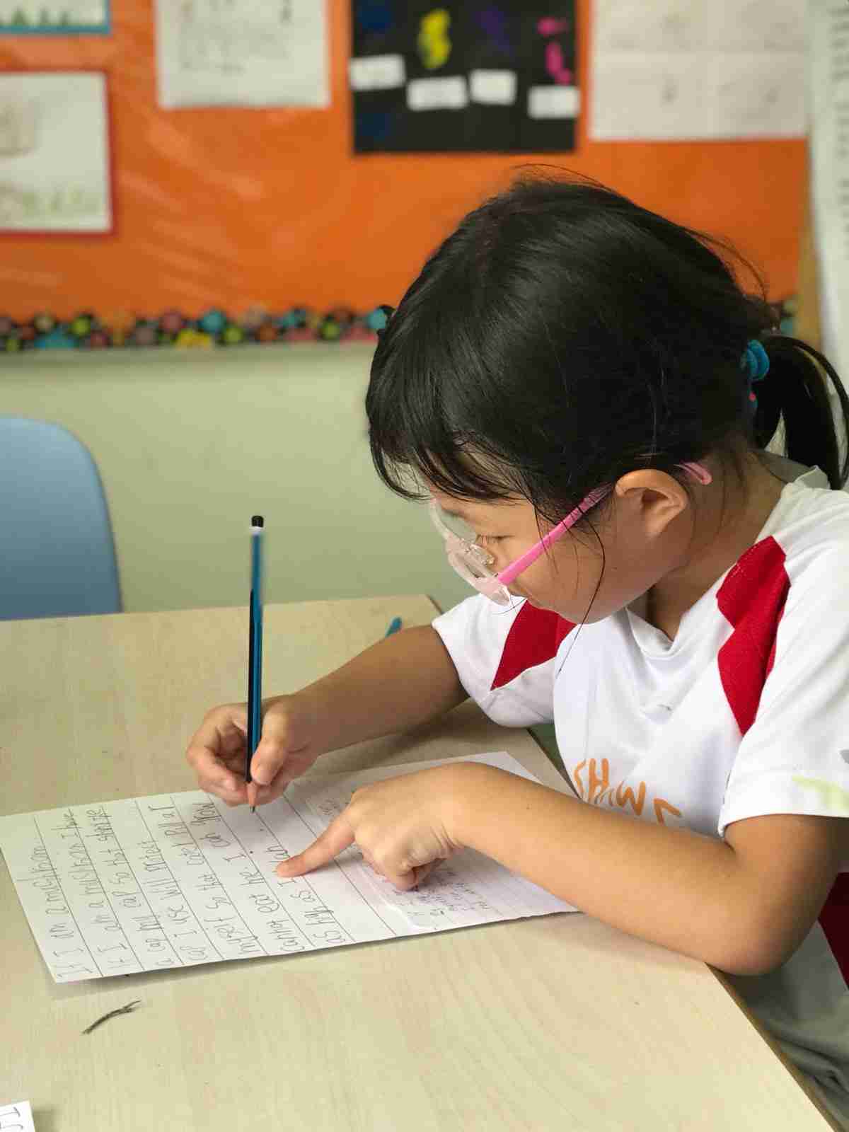 shaws preschool child writing