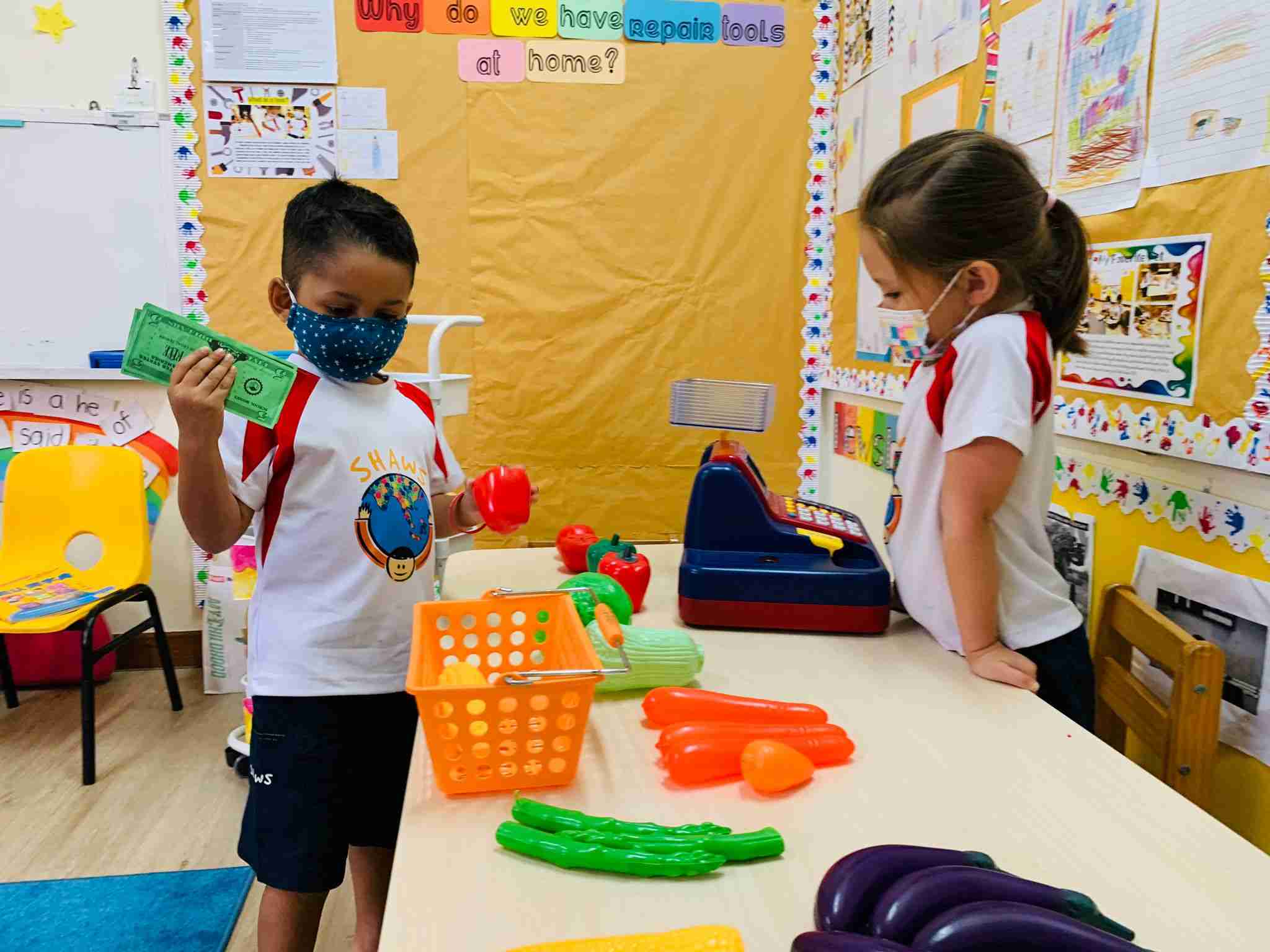 supermarket roleplay kids preschool
