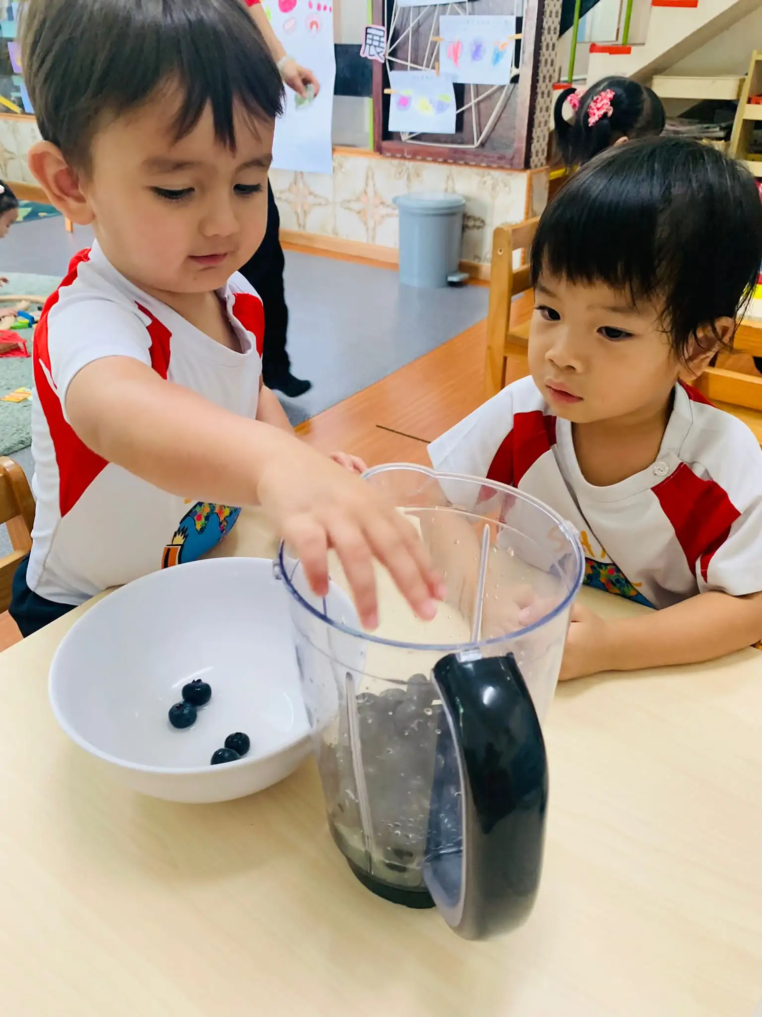 Meals served at Shaws Braddell Heights
